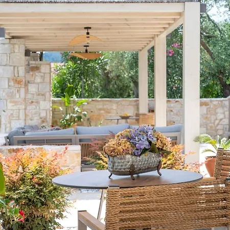 Teresa Luxury * Thasos