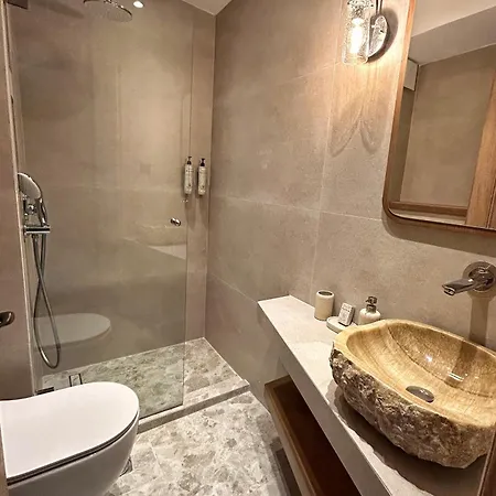 Teresa Luxury